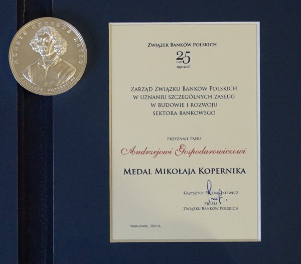 medal_2 medal_2