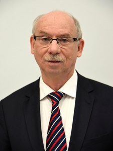 janusz_lewandowski_sejm_2016